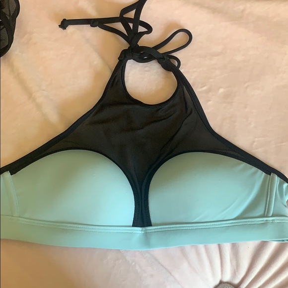 Victoria’s Secret PINK bikini top - Picture 2 of 5